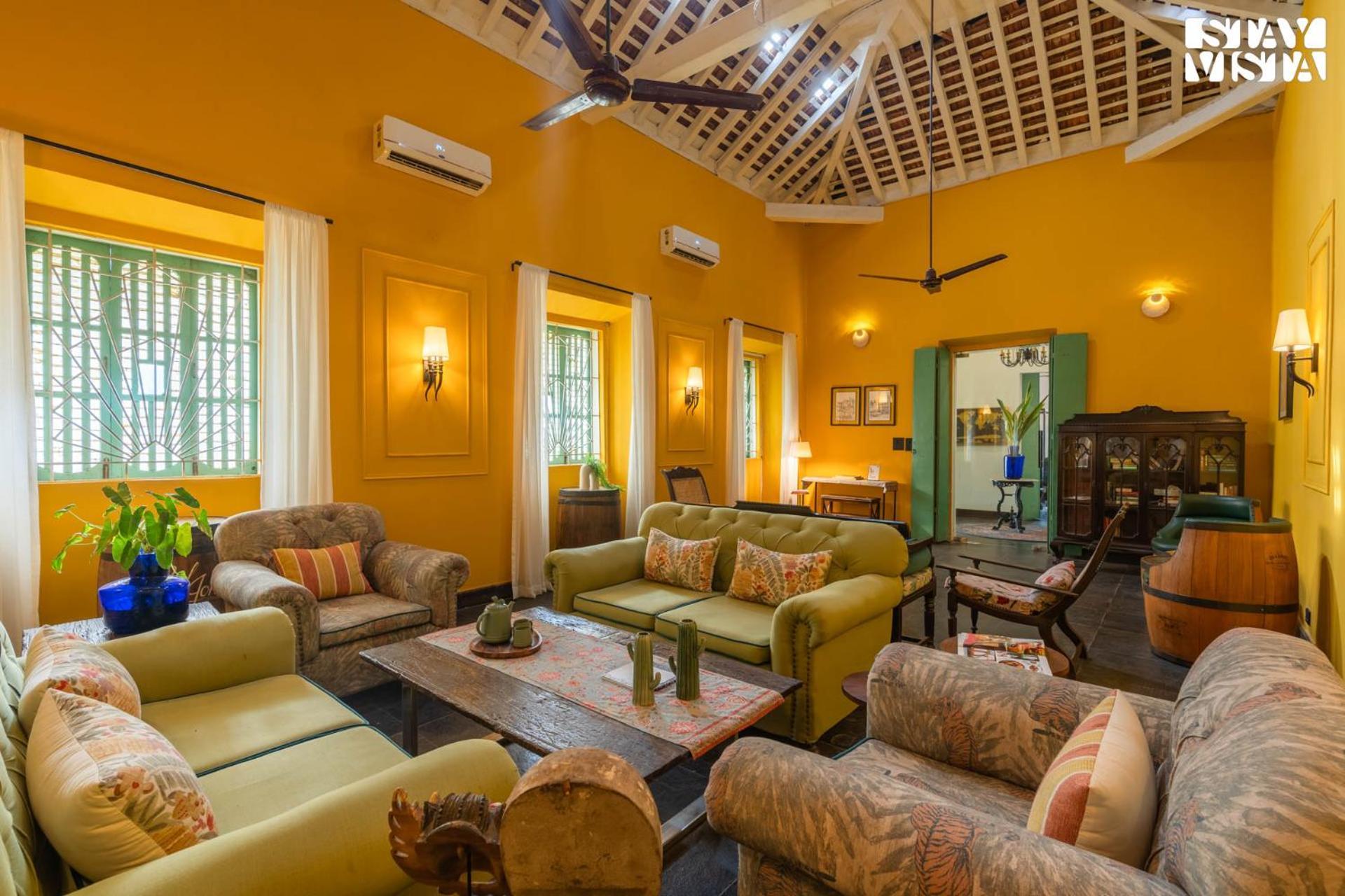 Stayvista At Amalia By Tellado With Pool, Wifi Assagao Exterior photo